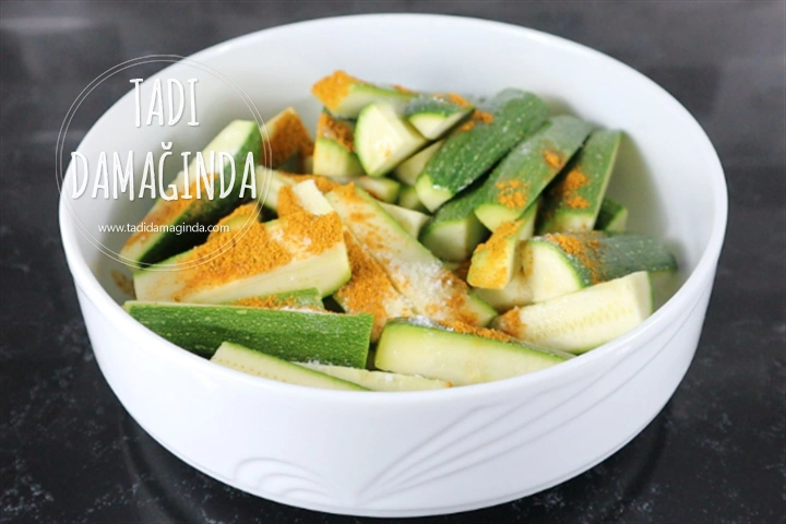 Fırında Körili Kabak