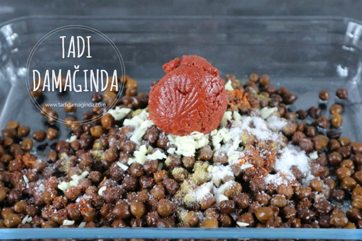 Fırında Siyah Nohut Yemeği (Nohut Tava)