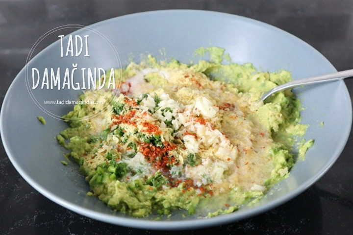 Kabaklı Avokado Mezesi