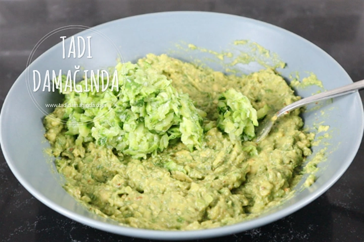 Kabaklı Avokado Mezesi