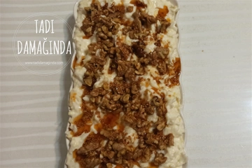 Ayvalı Yoğurtlu Kereviz Salatası