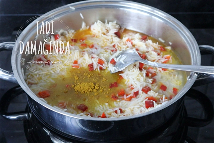 Körili Kapya Biberli Pilav