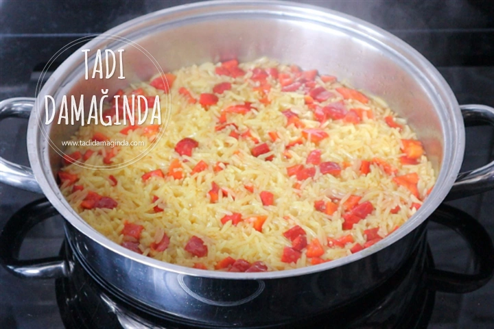 Körili Kapya Biberli Pilav