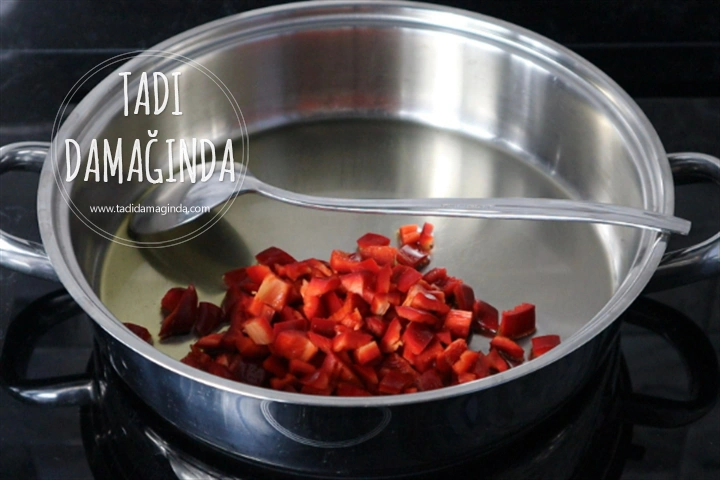 Körili Kapya Biberli Pilav