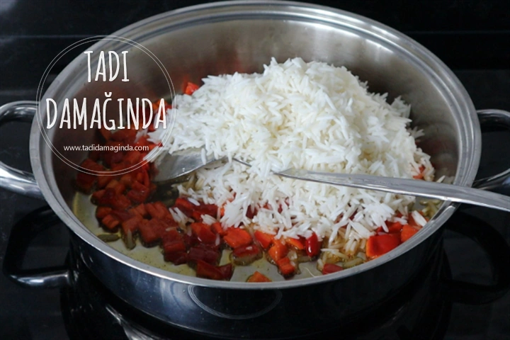 Körili Kapya Biberli Pilav