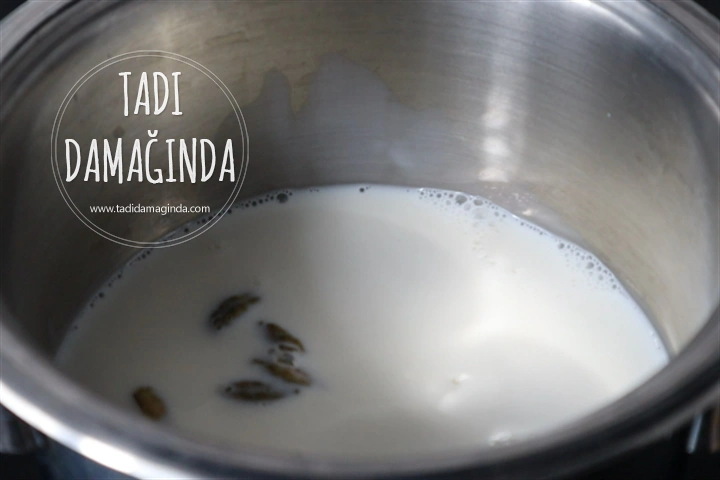 Kakuleli Sıcak Çikolata