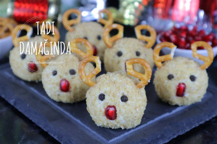 Yılbaşına Özel Ren Geyiği Şeklinde Peynir Topları