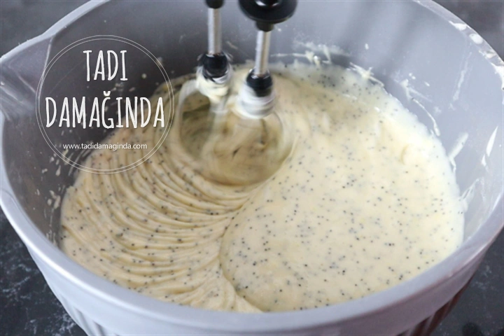 Haşhaşlı Limonlu Kek