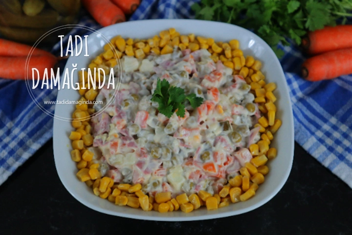 Rus Salatası (Olivier Salad)