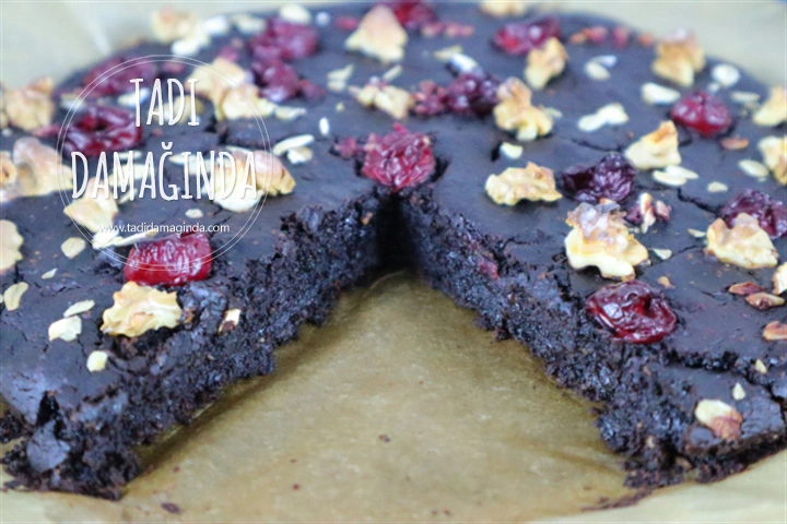 Avokadolu Glütensiz Vegan Brownie