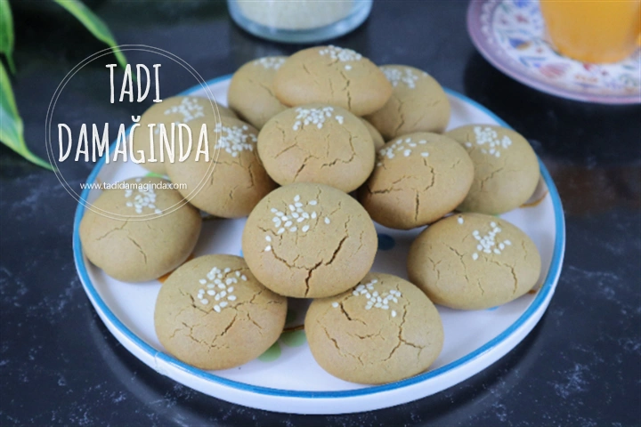 Az Malzemeli Tahinli Enfes Kurabiye (Glütensiz Rafine Şekersiz Vegan)