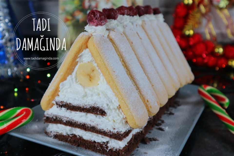 Meyveli Yeni Yıl Pastası