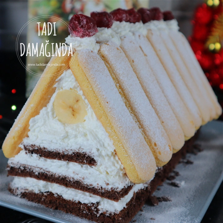 Meyveli Yeni Yıl Pastası