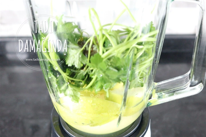 Zencefilli Yeşil Smoothie