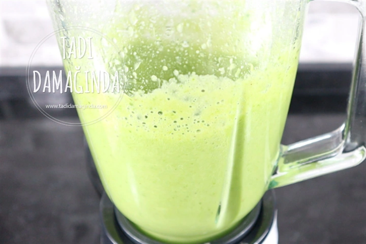Zencefilli Yeşil Smoothie