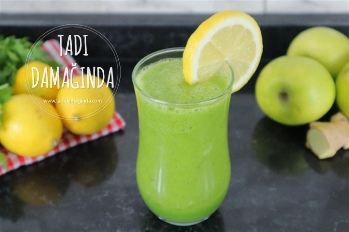 Zencefilli Yeşil Smoothie