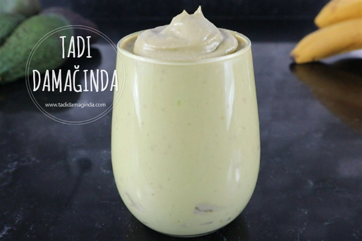 Pişmeyen Fıstık Ezmeli Avokado Puding (Glütensiz Şekersiz Vegan)