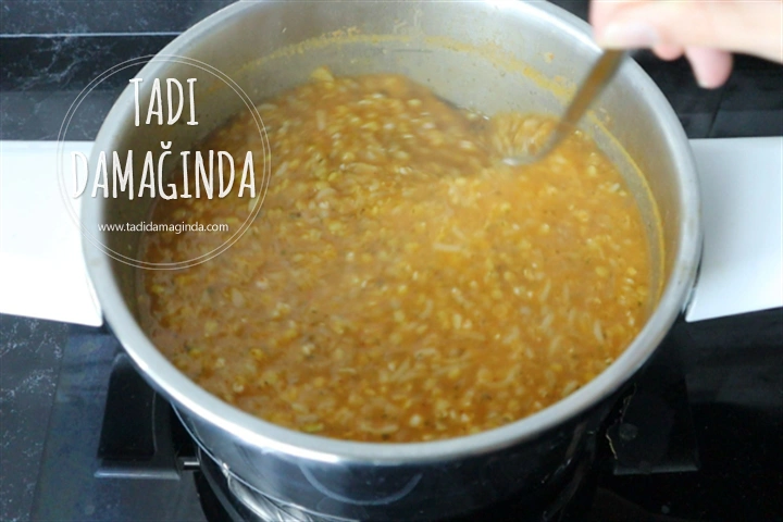 Glütensiz Ezogelin Çorbası