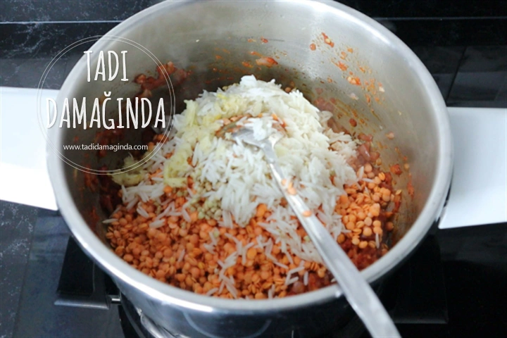 Glütensiz Ezogelin Çorbası