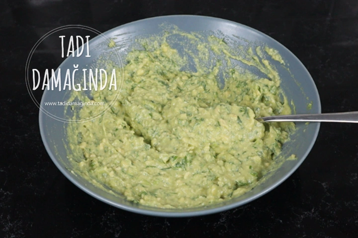 Soğanlı Dereotlu Avokado