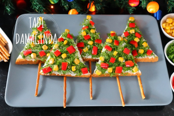 Çam Ağacı Şeklinde Labneli Ekmekler