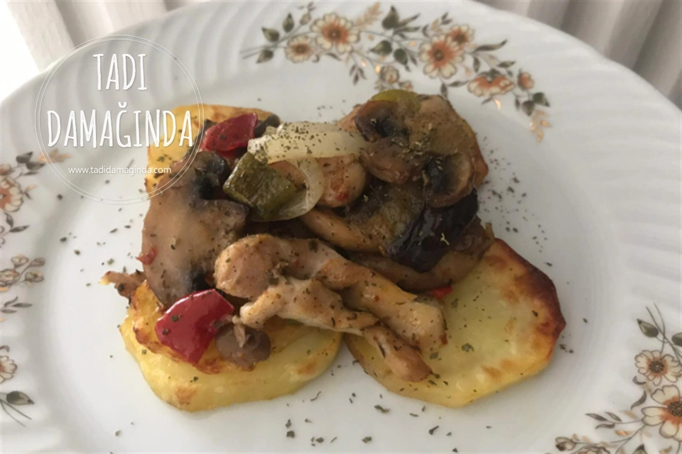 Fırında Sebzeli Tavuk