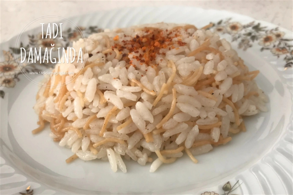 Tel Şehriyeli Pirinç Pilavı