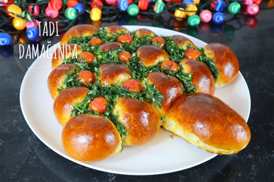 Pofuduk Çam Ağacı Poğaça