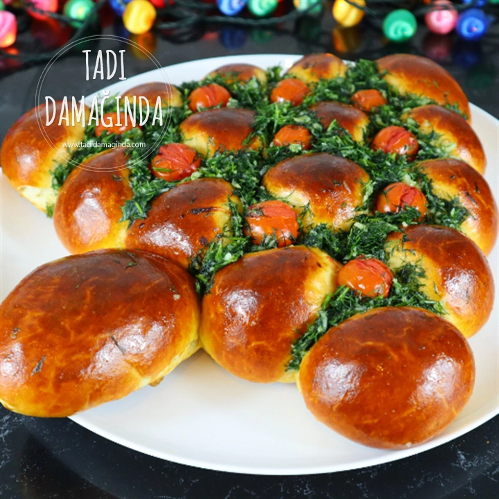 Pofuduk Çam Ağacı Poğaça