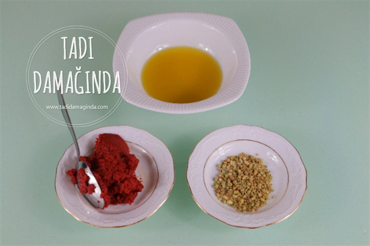 Tavada Pratik Mayasız Pizza