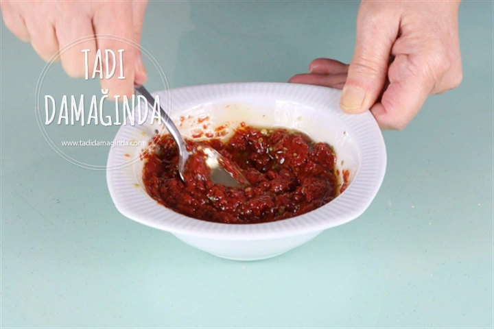 Tavada Pratik Mayasız Pizza