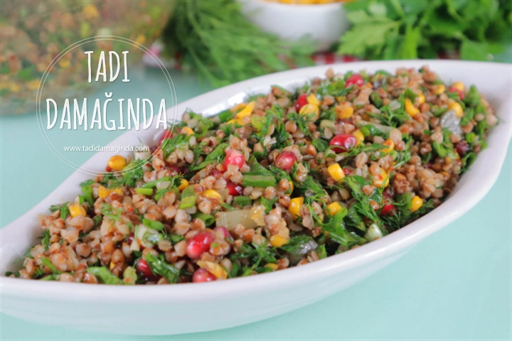 Karabuğday Salatası