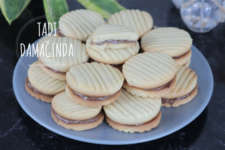 Kakaolu Fındık Kremalı Bisküvi