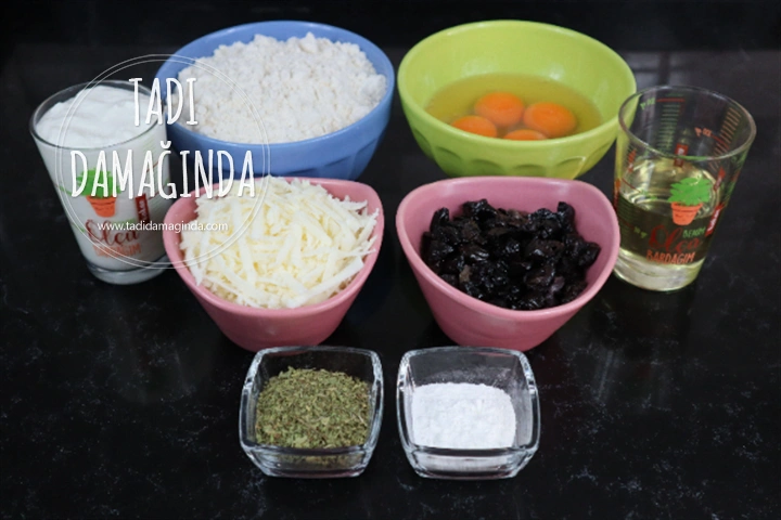 Zeytinli Hellimli Kıbrıs (Girne) Keki