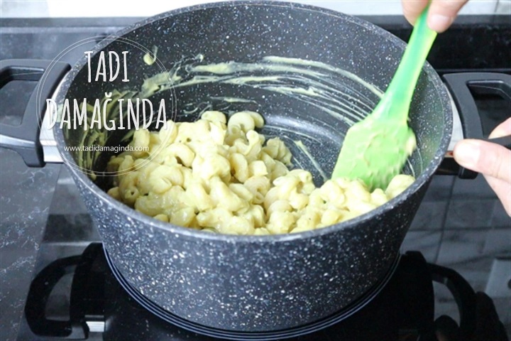 Avokado Soslu Makarna