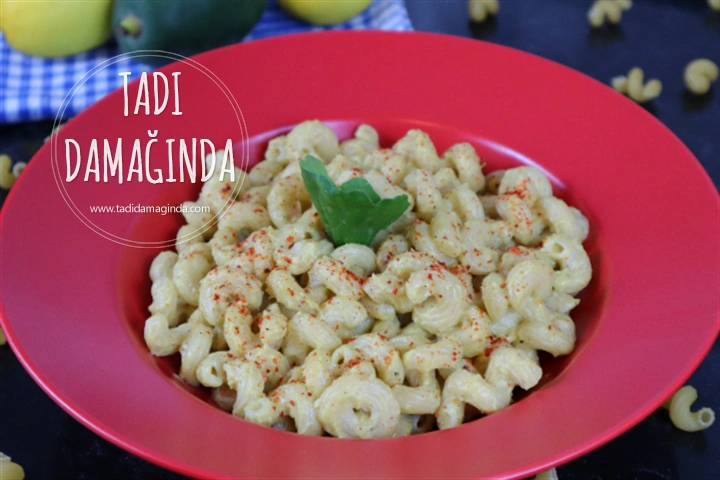 Avokado Soslu Makarna