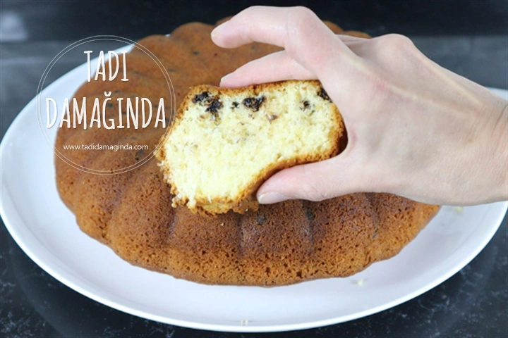 Çikolatalı ve Hindistan Cevizli Kek