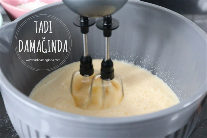 Çikolatalı ve Hindistan Cevizli Kek