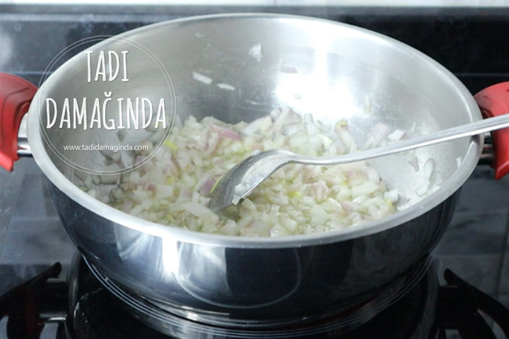 Tavuklu Brüksel Lahanası