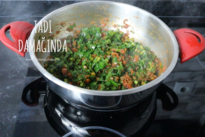 Kara Lahana Kavurması