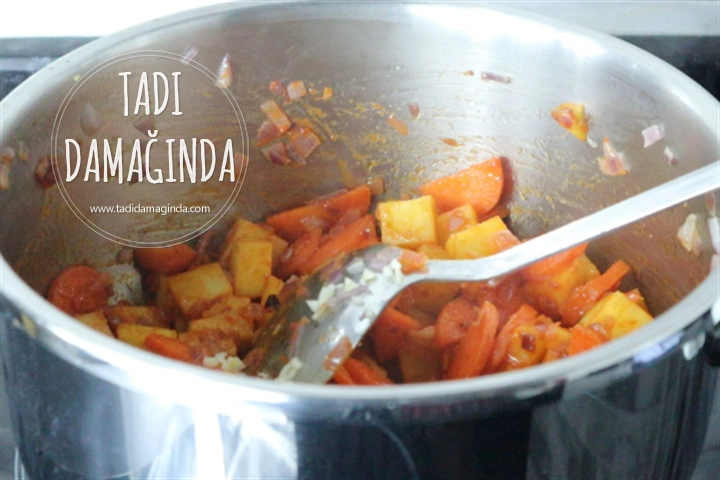 Havuçlu Patatesli Brüksel Lahanası