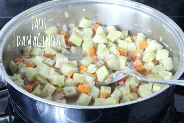 Enginarlı Bahar Pilavı