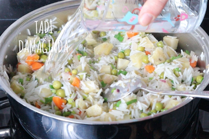 Enginarlı Bahar Pilavı