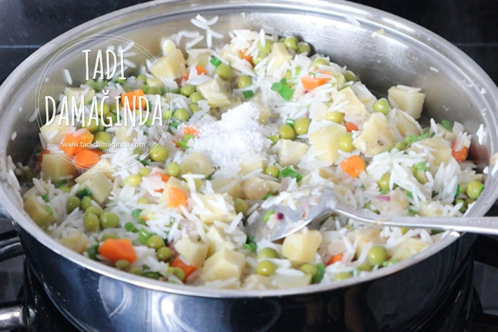 Enginarlı Bahar Pilavı