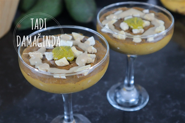 Kakaolu Antep Fıstığı Ezmeli Avokado Puding