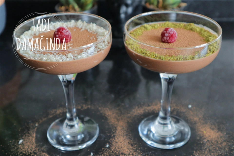 Laktozsuz Kazeinsiz Kakaolu Chia Puding