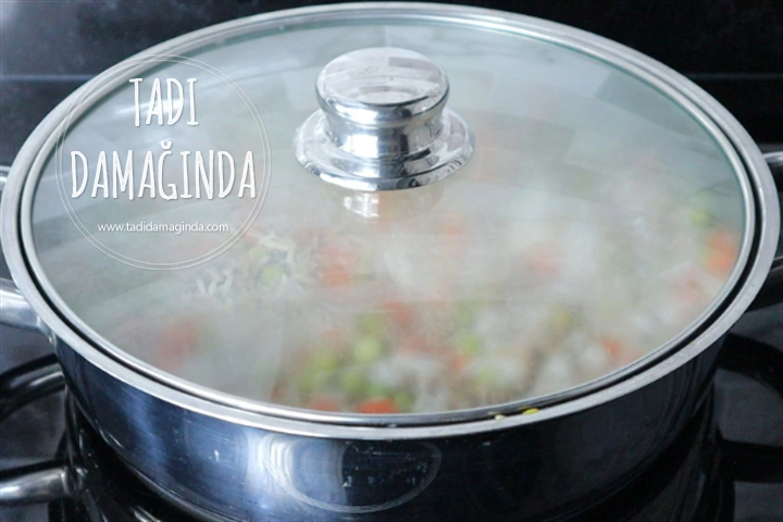 Kıymalı Sebzeli Pilav