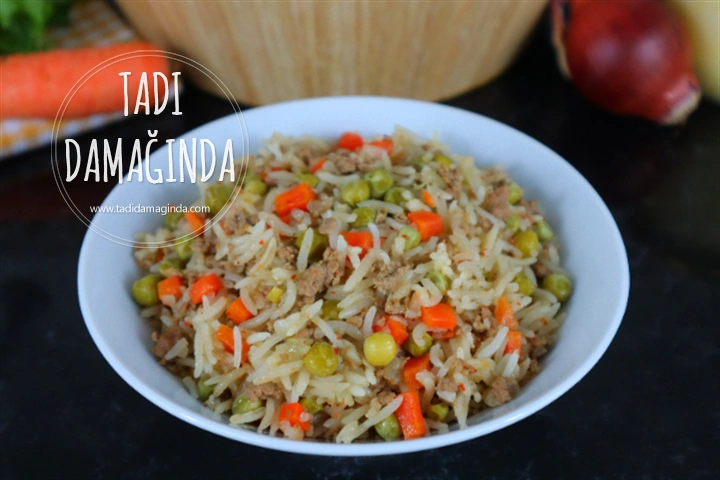 Kıymalı Sebzeli Pilav