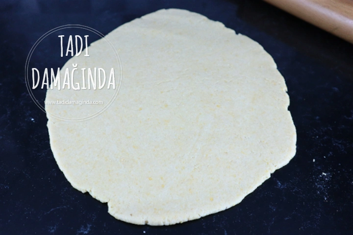 Susam Kaplı Tuzlu Çubuklar