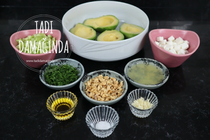 Peynirli Salatalıklı Avokado